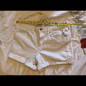 Mossimo Women’s High Rise Midi; Size 8, 29-30ish inch Waist; White Denim Shorts